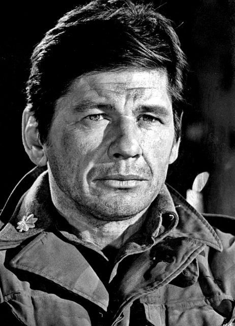 48 things we didn’t know about the Dirty Dozen – Charles Bronson was going to punch Lee Marvin for always being drunk on set Actor Charles Bronson, Stars D'hollywood, Charles Bronson, Claudia Cardinale, I Love Cinema, Bad Guys, Steve Mcqueen, Film Tv, Aragon