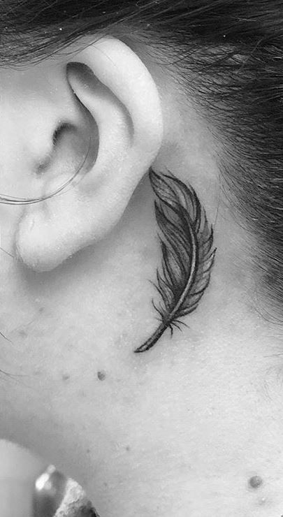 Feather Behind Ear Tattoo, Feather Tattoo Behind Ear, Snake And Butterfly, Feather Tattoo Ear, Behind The Ear Tattoos, Cool Ear Tattoos, Tattoo Art Ideas, Flower Quote, Behind Ear Tattoos