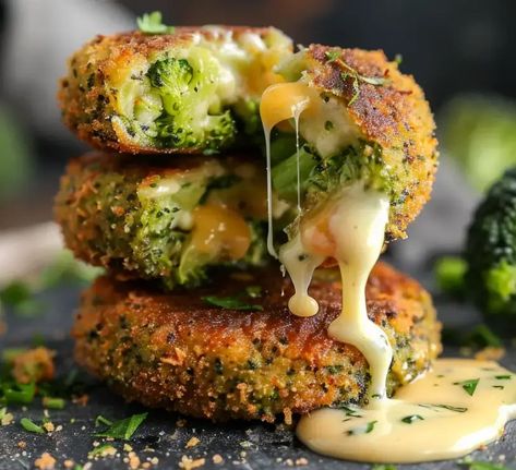 Mastering Broccoli Cheese Patties: From Simple Ingredients to Gourmet Delights - Broccoli Main Dish Recipes, Brocoli And Cheese, Broccoli And Cheese Recipe, Broccoli Patties, Cheese Patties, Broccoli Recipes Side Dish, Broccoli Side Dish, Delicious Broccoli, Veggie Snacks