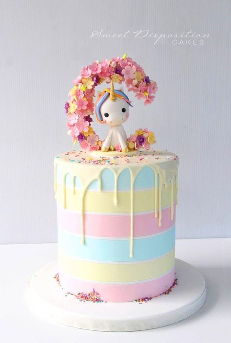 Unicorn Cake Design, Savory Cakes, Unicorn Birthday Cake, Baby Birthday Cakes, Girl Cake, Coconut Cake, Unicorn Cake, Drip Cakes, Savoury Cake