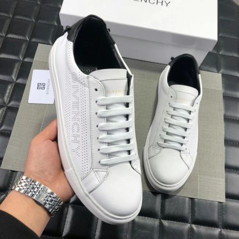 Givenchy Shoes Sneakers, Male Sneakers, Givenchy Fashion, Givenchy Shoes, Couple Shoes, Givenchy Man, Man Shoes, Fashion Man, Man Fashion