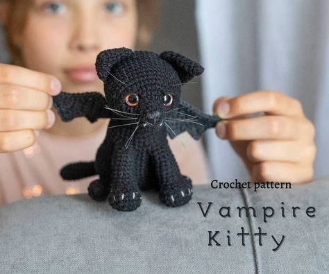 Black Cat Crochet Pattern, Black Cat Crochet, Stuffed Bat, Cute Vampire, Crochet Pour Halloween, Cat Crochet Pattern, Crochet Bat, Bat Cat, Black Vampire