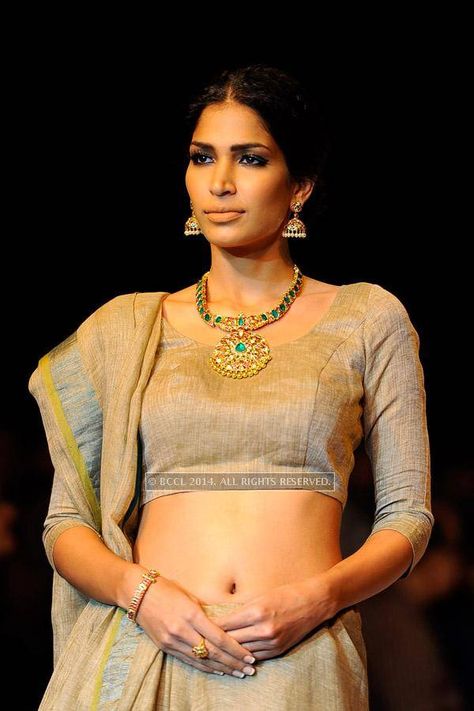 IIJW '14: Ganjam Ganjam Jewellery, Winter Bridal Jewelry, Ghaghra Choli, Beautiful Bridal Jewelry, Bridal Accessories Jewelry, Grand Hyatt, Model Walks, Antique Jewelry Indian, Indian Bridal Wear