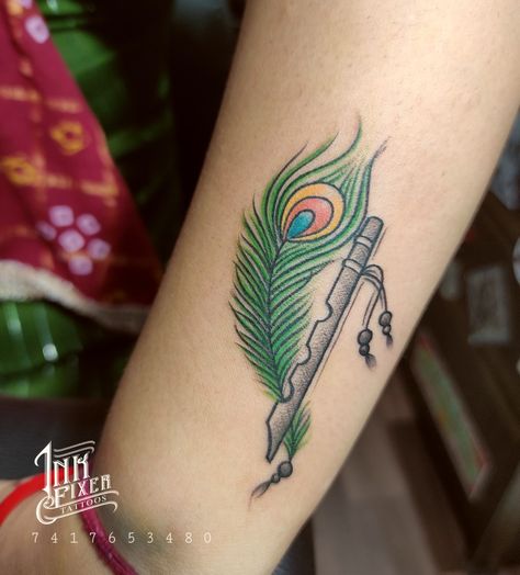 Krishna Basuri Mehndi Design, Morpankh Mehandi Design, Hand Tattoos Pictures, Feather Tattoo Black, Camera Tattoo Design, Atlas Tattoo, Krishna Tattoo, Karma Tattoo, Tattoo Design For Hand