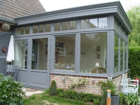 Add On Sunroom Ideas, Rain Room, Extension Veranda, Orangery Extension, Glass Conservatory, Garden Room Extensions, Room Extensions, Sunroom Designs, Enclosed Patio