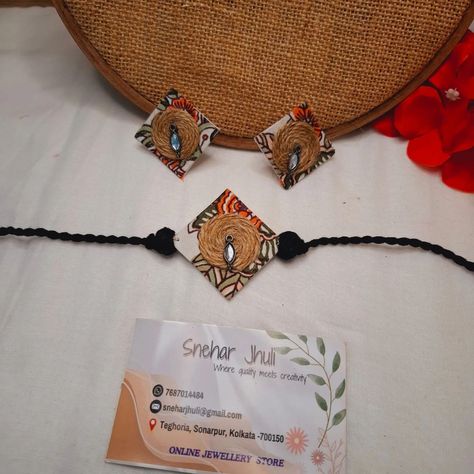 Jute and black polish work on kalamkari print fabric choker, with earrings set . . . Shipping available. No cod. Booking 7687014484 . . #snehar_jhuli #sneharjhuli #choker #handmade #jewellery #india Fabric Choker, Anniversary Cards For Boyfriend, Kalamkari Print, Diy Jewellery Designs, Diy Fabric Jewellery, Choker Handmade, Fabric Jewellery, Handmade Clay Jewelry, Cards For Boyfriend