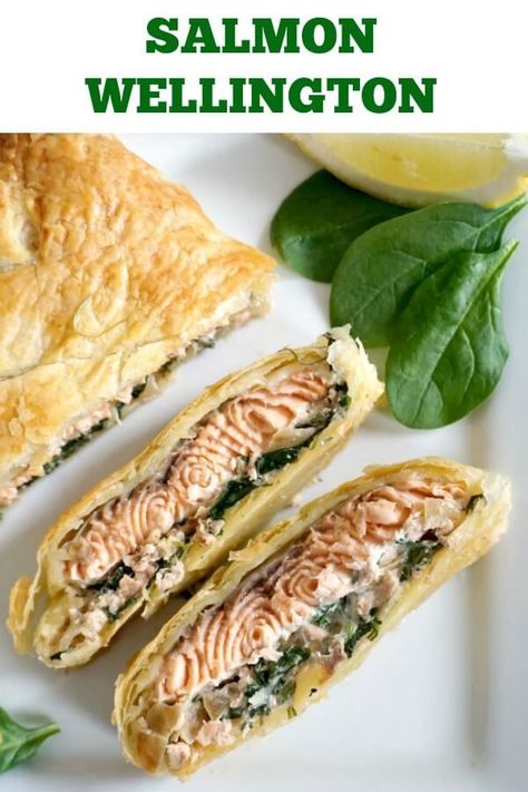 Salmon Wellington or Salmon en Croute, a gourmet dish with a festive touch. Take your dinner to the very next level, and impress your party guests this Christmas with this restaurant-style salmon recipe. #salmonrecipes , #christmasfood , #salmonwellington, #salmonencroute, #gourmetrecipes Salmon Wellington Recipe, Honey Mustard Chicken Breast, Mustard Chicken Breast, Salmon En Croute, Salmon Wellington, Side Dishes For Salmon, Salmon Dishes, Minced Meat, Salmon Recipe