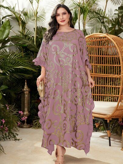 Batwing Sleeve Dress, Kaftan Pattern, Arabic Dress, Women Dresses Classy, Ruffle Trim Dress, Rose Bonbon, Arab Fashion, فستان سهرة, Classy Casual Outfits