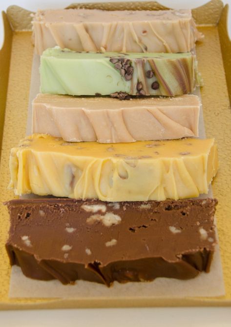 mackinac island fudge Mackinaw Island Fudge, Mackinaw Island Fudge Recipe, Mackinac Island Fudge Recipe, Island Bucket List, Mackinac Island Fudge, Mackinaw Island, Fudge Shop, Michigan Food, Saltwater Taffy