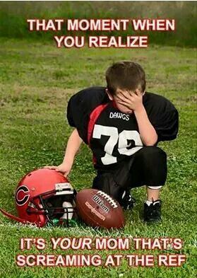 Ha! Some parents are definitely over the top. Mom Meme, Football Girl, Girls Football Boots, Football Shop, Baseball Quotes, Colin Kaepernick, Mom Memes, Youth Football, Team Mom