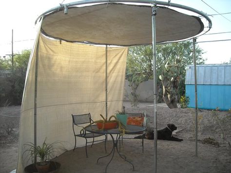 make shade with old trampoline Recycled Trampoline, Trampoline Ideas, Old Trampoline, Outdoor Movie Screen, Backyard Trampoline, Best Trampoline, Outdoor Lounge Area, Trampolines, Garden Shed