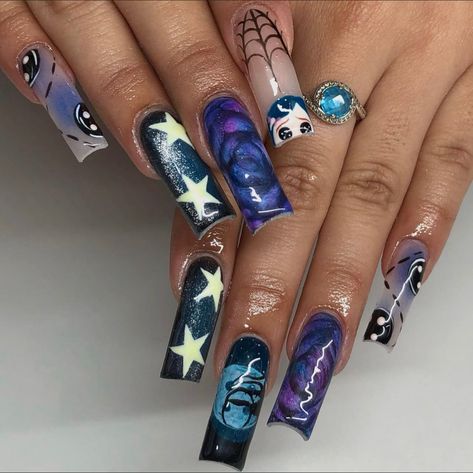 Boogie Nails Acrylic, Corpse Bride Nails Acrylic, Caroline Nails, Matching Nail Designs, Tim Burton Nails, Coraline Nails, Detailed Nails, Holloween Nails, Nagellack Trends