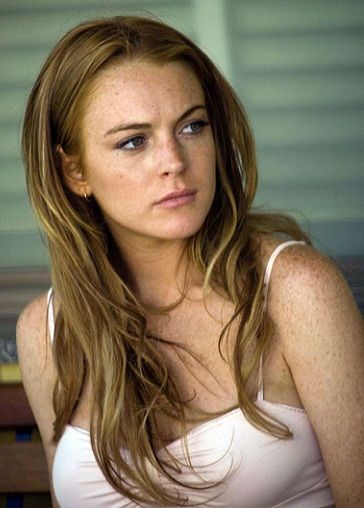 Pictures of Lindsay Lohan without Makeup 4 Georgia Rule, Lindsay Lohan 2000s, Lindsay Lohan Hair, Beige Hair, Natural Red Hair, Most Beautiful People, Lindsay Lohan, Without Makeup, Girl Crushes