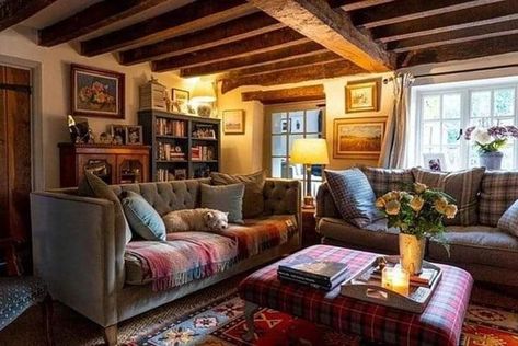 Cottage Lounge, Cottage House Interior, English Cottage Interiors, English Country Cottages, Country Cottage Interiors, English Cottage Decor, Saint Lawrence, Country Cottages, Country House Interior