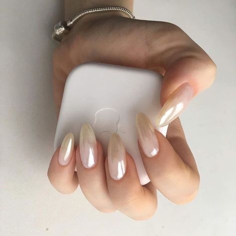 Unghie Nail Art, Minimal Nails, Pearl Nails, Nail Swag, Neutral Nails, Minimalist Nails, Dream Nails, Classy Nails, Pretty Acrylic Nails