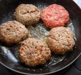 Best Hamburger Patties, Hamburger Patties Recipe, Hamburger Seasoning Recipe, Best Hamburger Patty Recipe, Homemade Hamburger Patties, Beef Patties Recipes, Perfect Hamburger, Hamburger Recipes Patty, Hamburger Steaks