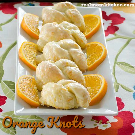 Orange Knots | realmomkitchen.com Orange Knots, Easy Dough Recipe, Easy Dough, Mom Kitchen, Orange Rolls, Sweet Bar, Real Mom, Orange Recipes, Dough Recipe