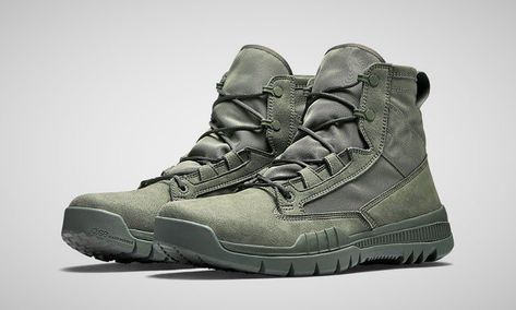 Nike SFB Field 6" Boot Sick Outfit, Nike Sfb Boots, Nike Sfb, Camping Clothes, Boots Outfit Men, Tactical Wear, Nike Boots, Tactical Shoes, Motorcycle Pants