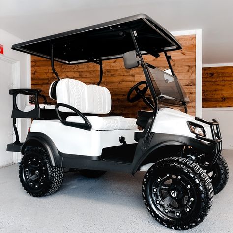 Fancy Golf Carts, Bronco Golf Cart, Golf Cart Assessories, Luxury Golf Cart, Golf Cart Remodel, Cool Golf Carts, Custom Golf Carts Ideas, Golf Cart Aesthetic, Diy Golf Cart