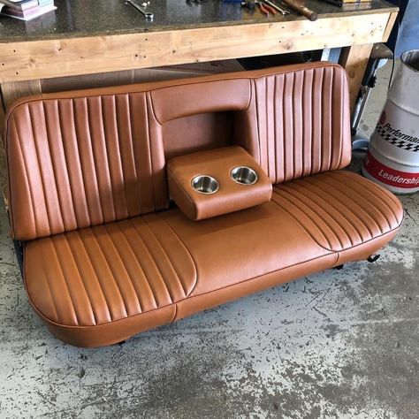 E28 Bmw, Custom Bench Seating, Accessoires 4x4, Car Interior Upholstery, T3 Vw, Automotive Upholstery, Vw Sedan, Custom Car Interior, C10 Chevy Truck