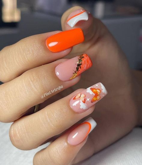 Pink Bling Nails, Nail Polish Art Designs, Sns Nails Colors, French Tip Nail Designs, French Manicure Nails, Fancy Nails Designs, Colored Acrylic Nails, Cute Acrylic Nail Designs, Glow Nails