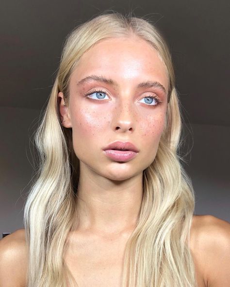 Starting the day with freckles & a soft glow on this Scandinavian beauty @margauxalexandra  Hair by @patrickwilson 💫  #bts #beauty… Hair Tucked Behind Ears, Uk Makeup, Faux Freckles, Makeup Tip, Light Blonde Hair, Glow Skin, Luminous Skin, Soft Makeup, Long Blonde