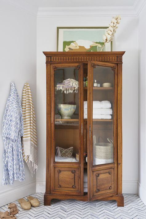 No Budget For Built-Ins? Find 40+ Freestanding Storage Ideas - House & Home Vintage Armoire, Bright Bathroom, Freestanding Storage, Linen Closet Organization, Living Modern, Linen Cabinet, Bathroom Trends, Home Organization Hacks, Cool Ideas