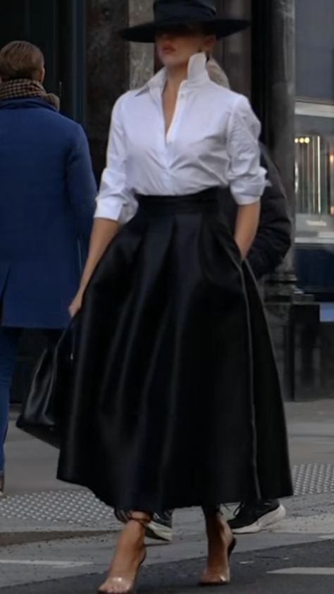 Pants Dressy Outfit Classy, Black And White Maxi Dress Outfit, Black Midi Skirt Outfit Classy, Long Skirt With Shirt Classy, Formal Skirt Outfit, White Maxi Dress Outfit, Tulle Skirts Outfit, Dress Sleeve Styles, Over 50 Womens Fashion