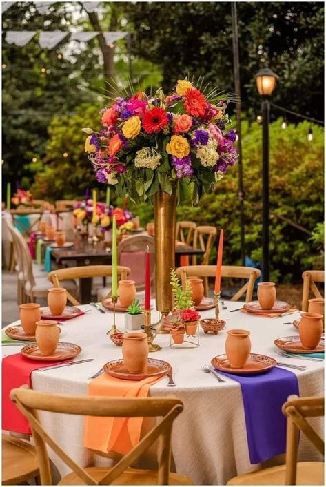 Mexican 15 Centerpiece, Terracotta Fiesta Party, Bright Table Decorations, Quiencera Mexican Theme, Elegant Mexican Fiesta Party Ideas, Formal Fiesta Decor, Guatemala Quinceanera Theme, Ranchero Quinceanera Decorations, Mexican Theme Party Decorations For 15