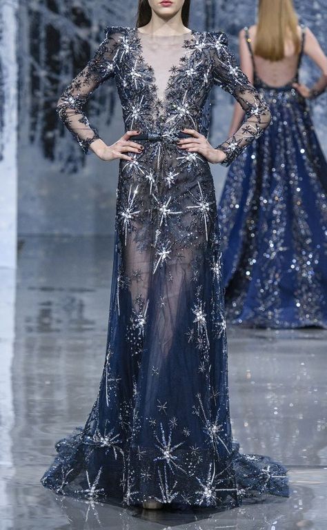 Moon Elves, Ziad Nakad Couture, Ethereal Gowns, Ziad Nakad, Fashion Dresses Formal, Prom Dresses Gowns, Couture Runway, Fantasy Dress, Star Dress