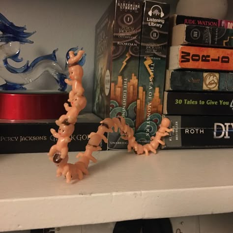 Human Centipede Tattoo, Centipede Art, Cursed Furby Aesthetic, Tiny Plastic Babies, The Human Centipede, Human Centipede, Long Furby, Duck Crafts, King Cake Baby