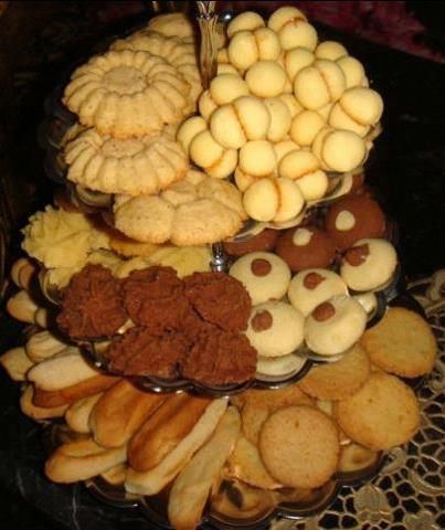 Somali cookies. Somali Recipe, Sudanese Food, Middle Eastern Food, Africa Food, Ethiopian Food, Delicious Snacks Recipes, Food Test, World Recipes, African Food