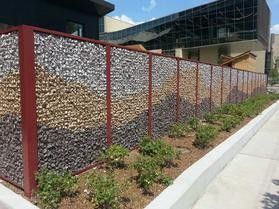 Gabion Wall Ideas, Cheap Privacy Fence, Rock Fence, Gabion Ideas, Gabion Walls, Diy Privacy Fence, Gabion Fence, Gabion Wall, Garden Solutions