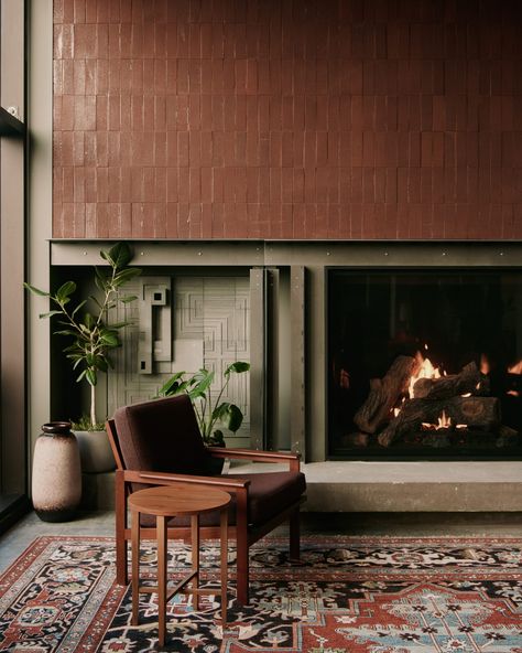 Bar And Lounge, Ace Hotel, Exposed Concrete, Home Fireplace, Design Del Prodotto, Fireplace Tile, Rooftop Bar, Fireplace Design, Hotel Lobby