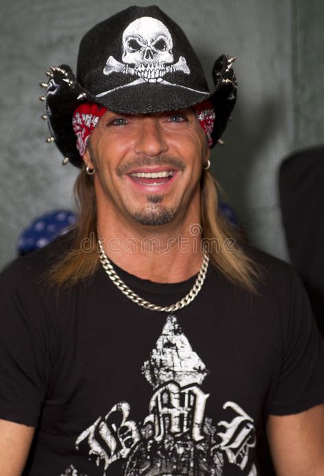 Bret Michaels Selfie, Brett Michaels, Bret Michaels Band, Bret Michaels Poison, Beard Costume, 80s Hair Metal, Bret Michaels, 80s Hair Bands, Music Trivia