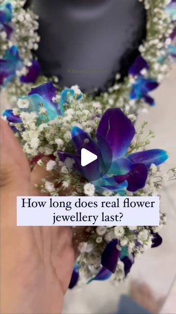 Florenzaa Design & Styling on Instagram: "How long does real flower jewellery last?  Despite the contrary belief, floral jewellery can stay fresh and fragrant for the entire occasion. If refrigerated, some flowers can even sustain for 2-3 days. However, make sure that the flowers picked for the jewellery aren’t stale as the shelf-life of such flowers is already way past their expiry date. ✨🫶🏼  Booking has already started, hurry up ❤️  Call us at +91-9818379627, +91-7428572772/73  #wedding #weddingphotography #weddingdress #weddinginspiration #weddingjewellery #haldijewellery #mendhijewellery #shaadi #shaadisaga #shaadiwish #shaadiseason #floralartbysrishti #freshflowers #freshflowerjewellery #florenzaaflowers" Real Floral Jewellery, Real Flower Jewellery, Fresh Flower Jewelry, Flower Jewelry Designs, Simple Lehenga, Flower Picks, Real Flower Jewelry, Floral Display, Stay Fresh