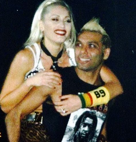 Gwen Stefani and Tony Kanal Gwen Stefani And Tony, Tony Kanal, Literal Legend, Gwen Renée Stefani, Gwen Stefani No Doubt, Long Sleeve Bridal Dresses, Celeb Fashion, Rock Steady, 90's Grunge