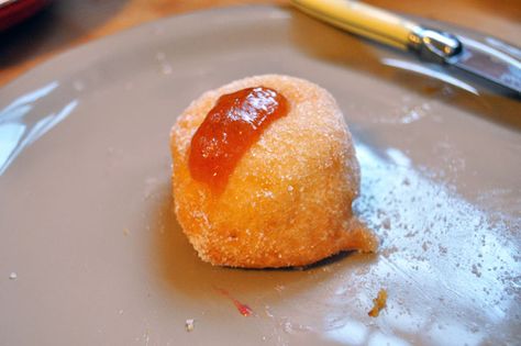 Deep Fried Peach On A Stick, Deep Fried Peaches, Fried Fruit, Fried Snacks, Fair Enough, Georgia Peaches, State Fair Food, Fruit Ideas, Deep Fried Food