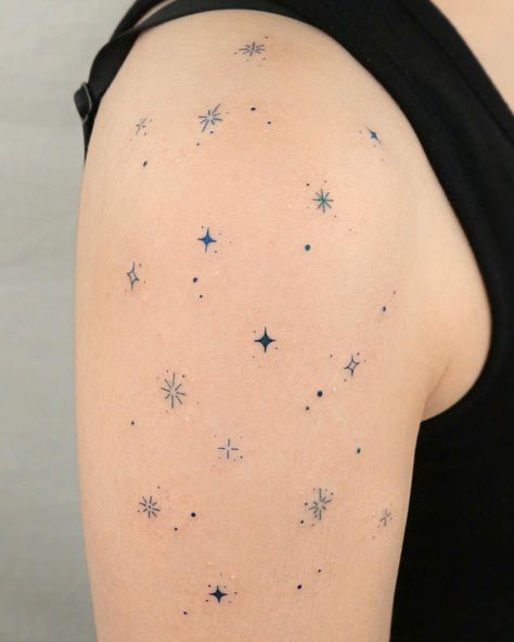 Pureum’s Constellation ✨ 📧 tattoopureum@gmail.com | Instagram Orion Tattoo, Small Star Tattoos, Stars Tattoo, Constellation Tattoo, Books Open, Star Tattoo Designs, Small Pretty Tattoos, Constellation Tattoos, Star Tattoos