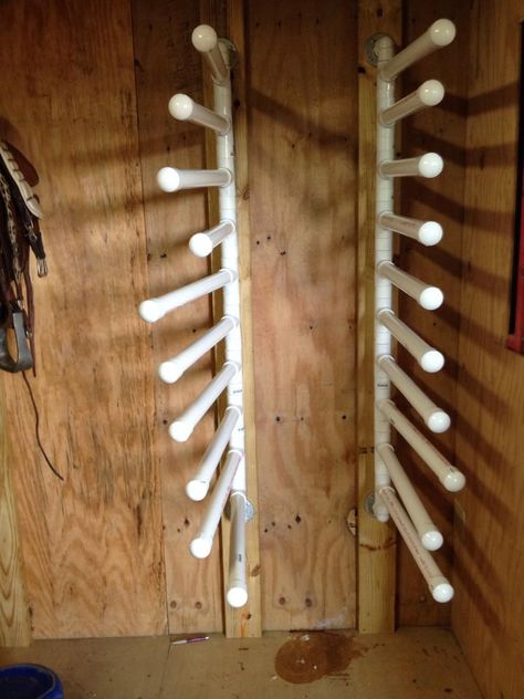 PVC, saddle blanket/saddle pad rack, swivel, DIY Garage Tack Room, Saddle Pad Holder Diy, Saddle Pad Storage Ideas, Horse Saddle Pad Storage, Saddle Pad Organization, Saddle Pad Rack Diy, Western Saddle Pad Storage Ideas, Diy Saddle Pad Rack, Barn Saddle Storage