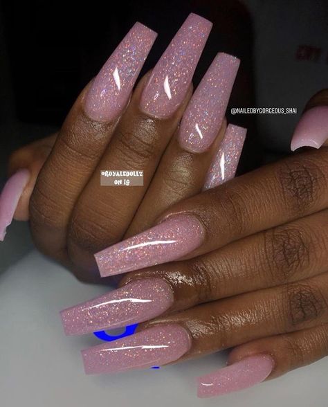 Good Nails, Soft Pink Nails, Glitter Nails Acrylic, Glitter Rosa, Pink Glitter Nails, Cute Acrylic Nail Designs, Metallic Nails, Pink Nail, Pink Acrylic Nails