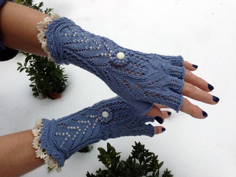 Victorian Lace Fingerless Gloves - in maroon dark brown or black! with the white Cute Blue Outfits, Sock Gloves, Victorian Gloves, Knitted Gloves Mittens, Fingerless Gloves Knitted Pattern, Lace Fingerless Gloves, Knitting Mittens, Cover Of Vogue, Glove Pattern