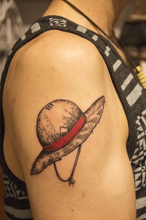 Luffy's Hat, One Piece Tattoo, Pirate Tattoo, Nerd Tattoo, Band Tattoo Designs, One Piece Tattoos, Naruto Tattoo, Pieces Tattoo, Geniale Tattoos