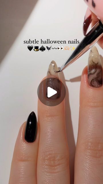 Paula 💅🏻🌙💗 on Instagram: "subtle halloween nails! 🖤🎩👀
so.. this was actually going to be a simple black marble design, but the finished look gave off massive halloween vibes to me, so a subtle halloween mani it is! <3
— using:
• @melodysusienails 
pink jelly gel polish “Nude” 🫶🏻
clear blooming gel
black hema-free gel polish 🖤
holographic glitter gel polish “Moonlight Silver” 💍
gel top coat
(use my code paular12 for 12% off! 💸)
#blacknails #marblenails #halloweennails #nailart #nailarttutorial #nailinspo #naildesign #diynails #reels" Subtle Halloween Nails, Blooming Gel, Glitter Gel Polish, Gel Top Coat, Halloween Vibes, Marble Nails, Glitter Gel, Holographic Glitter, Marble Design