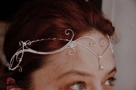 Elf Crown Aesthetic, Elven Accessories, Fae Crown, Fae Ears, Tiara Aesthetic, Fantasy Tiara, Elven Hair, Jewelry Headpiece, Elf Crown