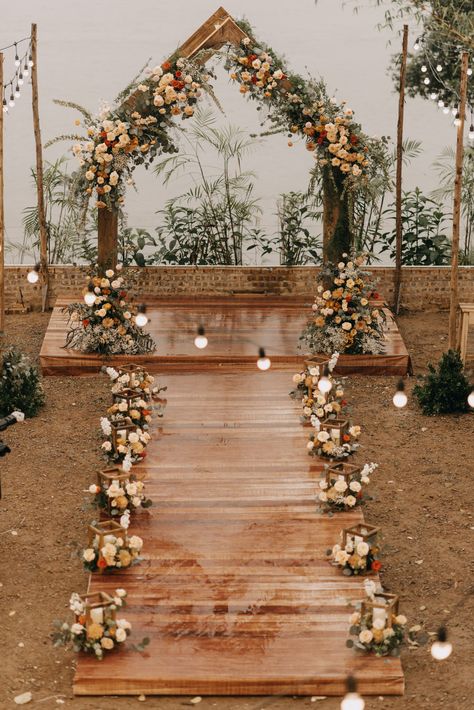 Outdoor Wedding Entrance, Filipiniana Wedding Theme, Wedding Arches Outdoors, Wedding Ceremony Decorations Outdoor, Backyard Wedding Ceremony, Courtyard Wedding, Altar Design, Wedding Arch Rustic, Rustic Style Wedding