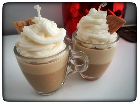 #coffee #coffeecandles #candles #candlemaking #candlelight #candledecor #soycandle #chocolate #coffeewithwhippedcream #whippedcream Hot Chocolate Candle, Candles For Men, Coffee Bean Candle, Candy Candles, Candle Making Recipes, Drink Candles, Fancy Candles, Candy Candle, Christmas Candles Diy