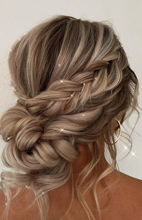 Knot Low Bun, Trendy Bun, Low Bun Wedding Hair, Low Bun Hair, Bridesmaid Hair Inspo, Bride Hairstyles Updo, Bridemaids Hairstyles, Cute Prom Hairstyles, Hairstyles For 2023