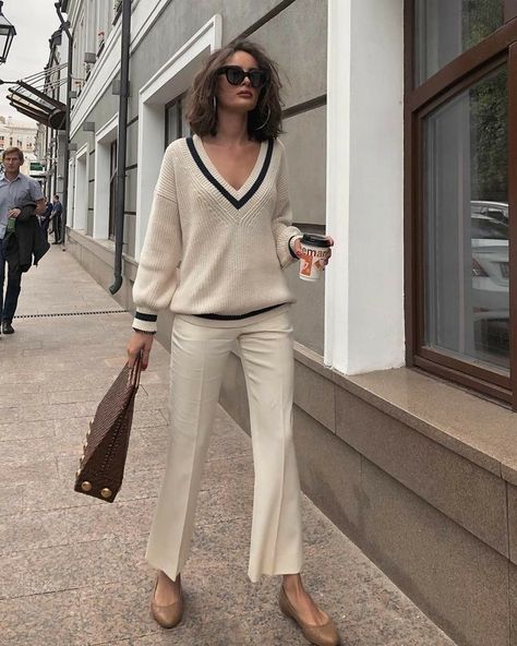 Parisian Style Outfit, Parisian Outfit, Parisian Outfits, Elegante Y Chic, Chique Outfits, Spring Street Style, Mode Inspo, 가을 패션, Classic Outfits