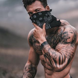 Fabian Nießl (@fabianniesslfitness) • Instagram photos and videos Tatted Men, Forearm Sleeve Tattoos, Cool Tattoos For Guys, Best Sleeve Tattoos, Inked Men, Fitness Instagram, Good Looking Men, Tattoos For Men, Muscle Men